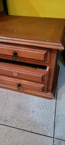 Mesa de cabeceira