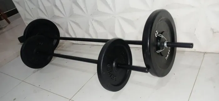 Barra / Anilhas / kit / Treino / Musculação / Crossfit .