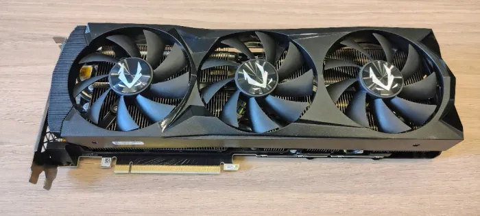 Placa De Vídeo Geforce RTX 2080 Super 8gb Zotac Triple Fan