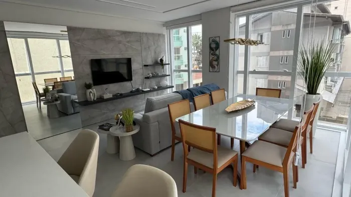 Apartamento 3 quartos, Itapema, quadra mar, mobiliado