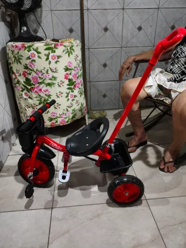 Triciclo infantil