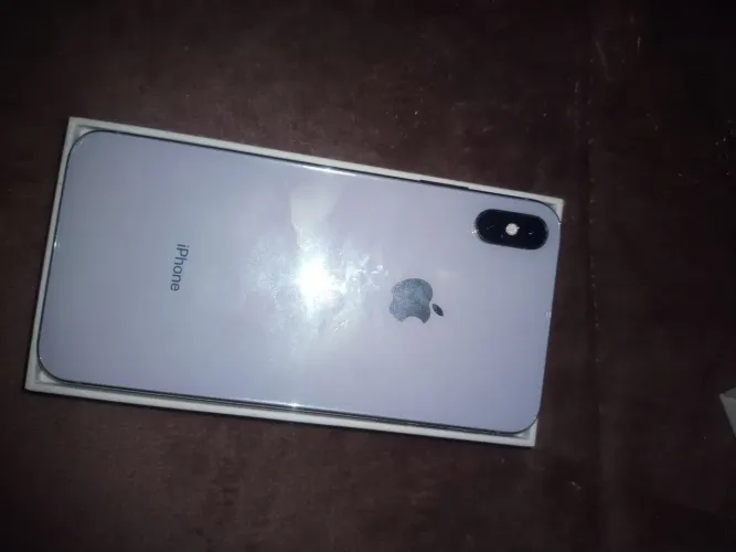 iPhone xs Max branco 64gb
