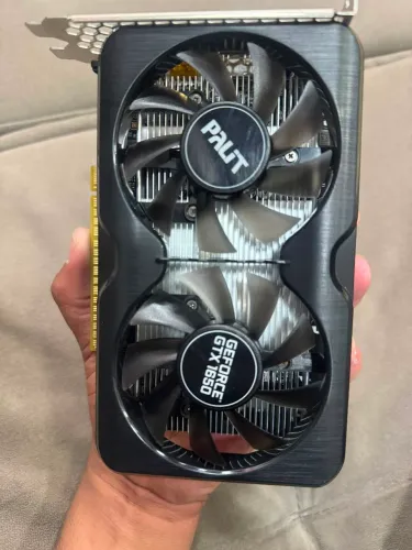 Placa de vídeo GTX 1650 PALIT 4 GB