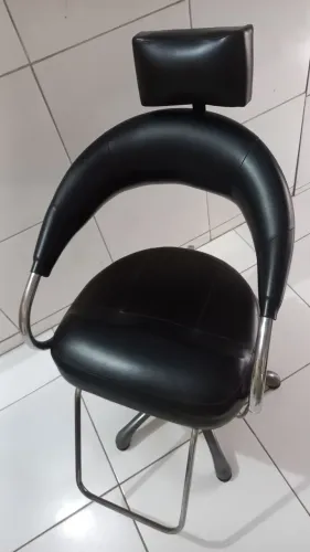 Cadeira hidráulica cabeleireira