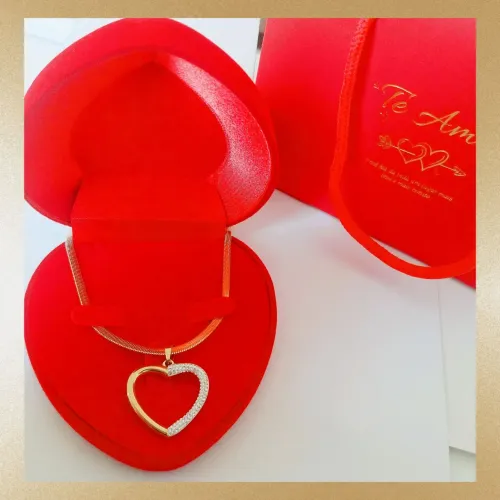 Promoção Dia dos Namorados! Colar + Pingente Ouro18K Banho. Últimas Peças!
