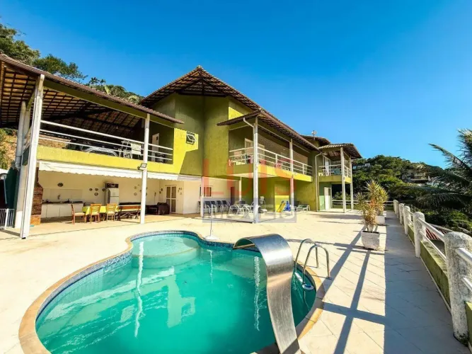 Casa com 8 dormitórios à venda, 550 m² por R$ 1.990.000,00 - Pendotiba - Niterói/RJ
