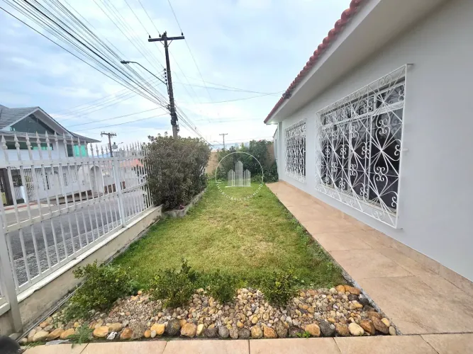Casa 3 Quartos 117m² com Piscina - Areias - EST