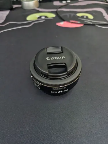 Canon EF-S 24mm f/2.8 STM