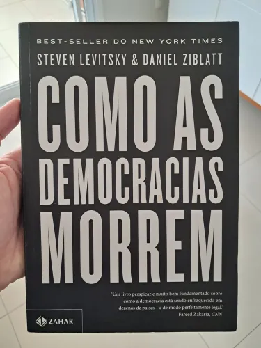 Livro - Como as Democracias Morrem