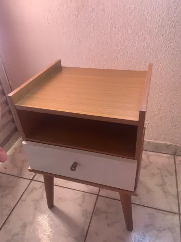 criado mudo
