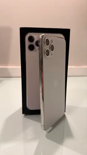 iPhone 11 Pro Max 64 GB ? R$ 1.350!