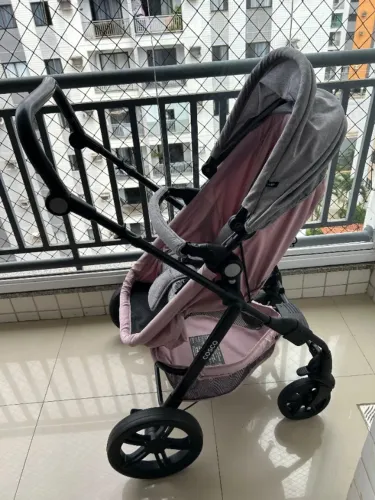 Carrinho + Bebê Conforto + Base Veicular Cosco Kids