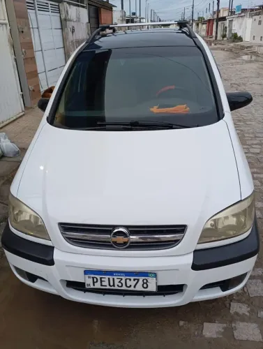 Chevrolet Zafira Comfort 2.0 MPFI Flexpower 8V 5P 2011