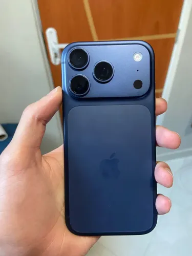 iPhone 17 Pro Azul Intenso 256GB - Novo (Com Nota Fiscal)