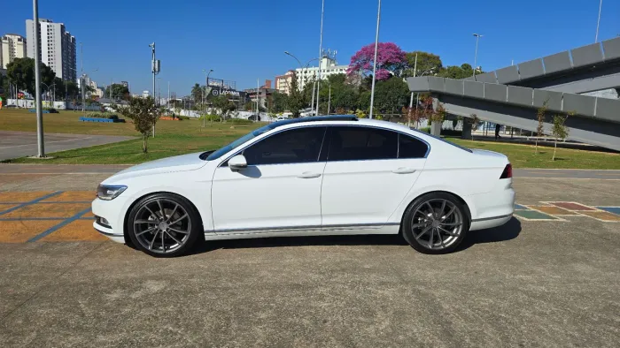 Volkswagen Passat Highline 2.0 TSI 220cv Tip. 2018