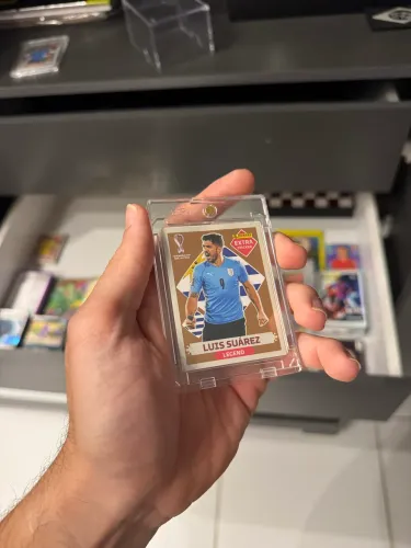 Luiz Suarez LEGEND Bronze Panini Copa 2022 em perfeito estado