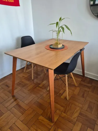 Mesa de jantar retangular