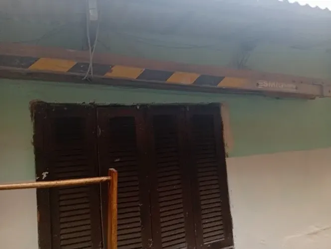 Escada de madeira de 7 metros