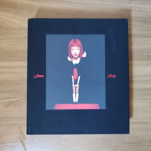 Álbum Ruby Jennie - Versão Zen