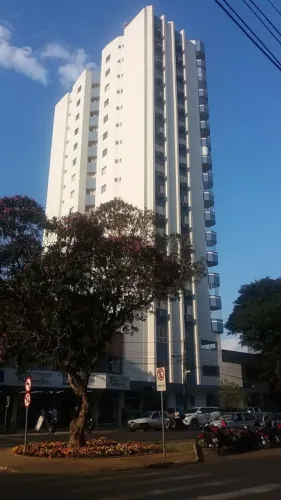 Apartamento para alugar em Cianorte - PR - Centro Ref.: 22210008435 Edifício Edificio Mont
