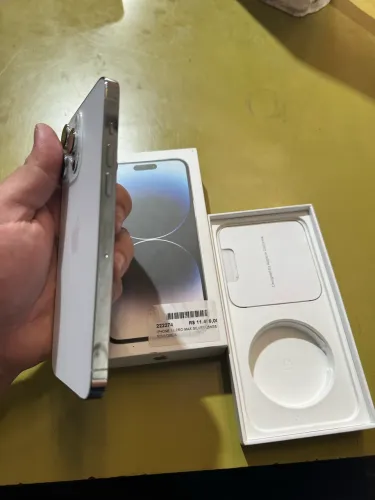 iPhone 14 Pro Max