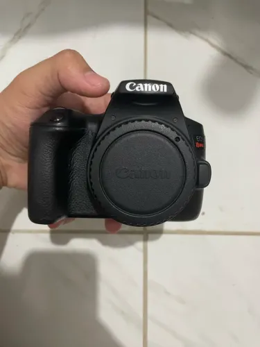 CÂNON REBEL SL3
