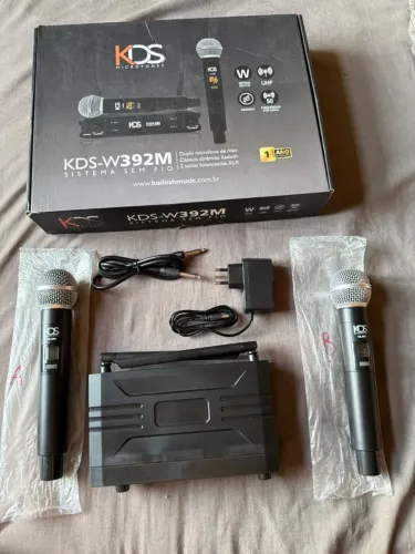 Microfone Sem Fio Duplo Kadosh KDS-W392M UHF Profissional - Estado de Novo