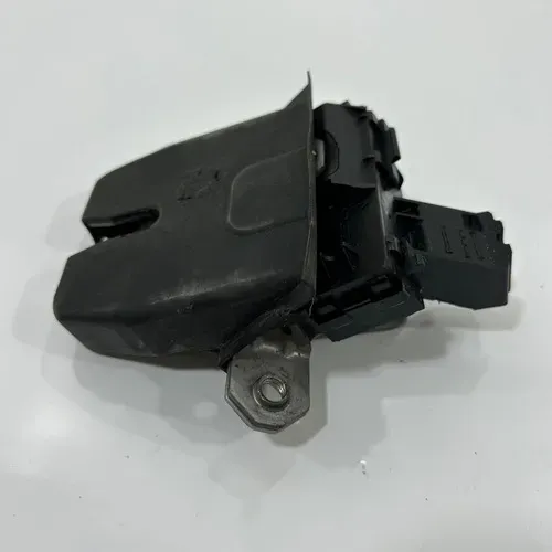 Fechadura Tampa Traseira Land Freelander 2 2011 A 2012