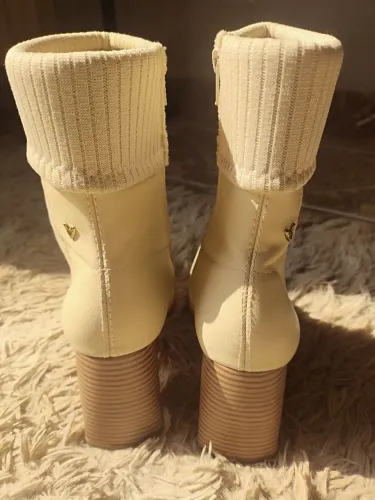 Bota coturno bege