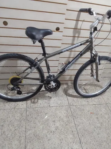 Bicicleta specialized expedition aro 26 com 24 marchas