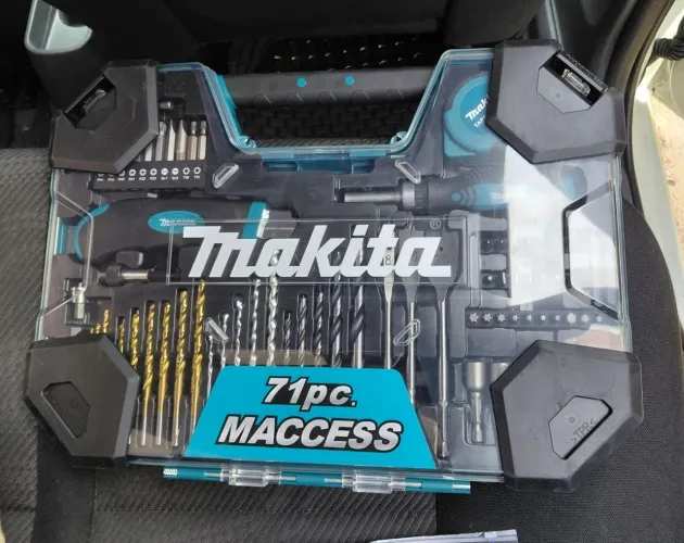 Kit Acessórios Makita MACCESS 71 pçs (SEM USO)