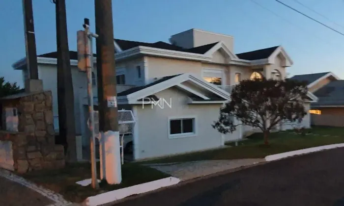 Sobrado à venda em Vinhedo, Marambaia, com 3 suítes, com 530 m², Condomínio Sol Vinhedo Vi