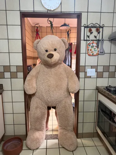 Vendo urso de pelúcia gigante