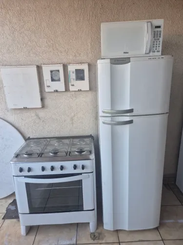Geladeira fogão micro-ondas entrego