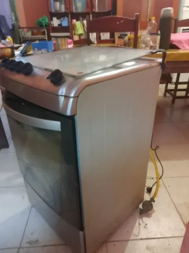 Fogão e tanquinho