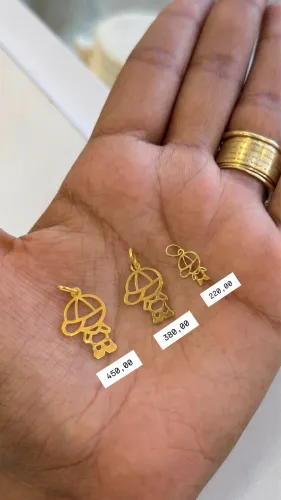 Pingente MENINO ouro 18k