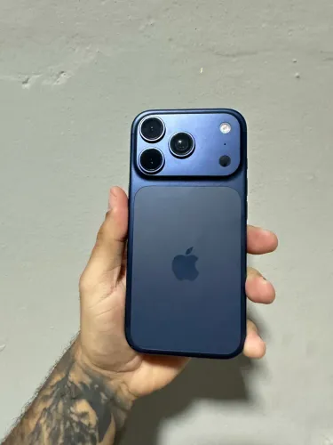 iPhone 17 pro 256 azul