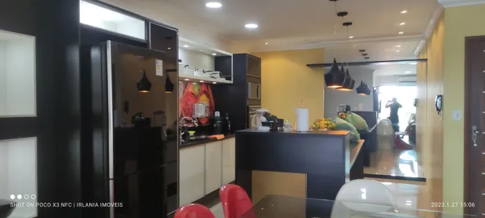 Apartamento com mobília