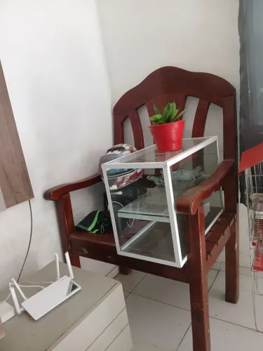 vendo cadeira grande madeira pra chagara