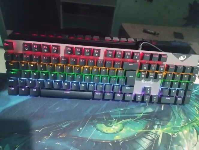 Teclado mecânico RGB gamer