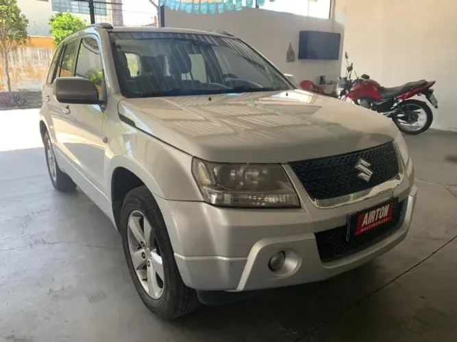 Suzuki Grand Vitara 2.0 16V 4x2/4x4 5P Aut. 2011