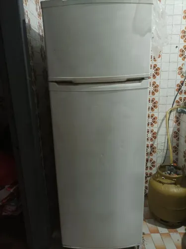 Geladeira degelo (leia o anúncio completo)