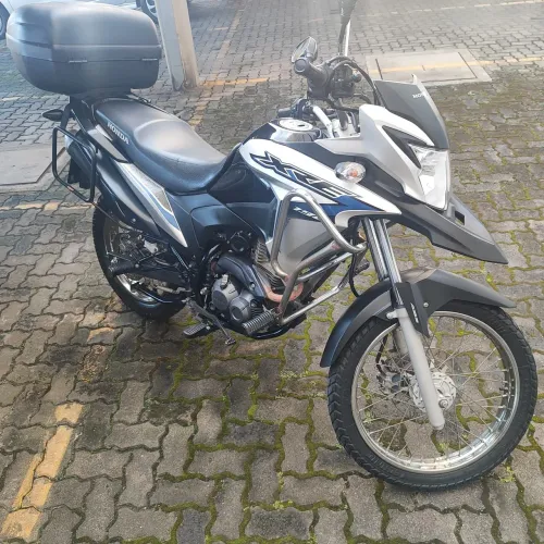 XRE 190 em ótimo estado 