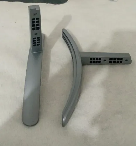 pés de suporte originais compatíveis com a TV LG modelo 55UM7600PLB.