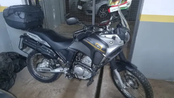 YAMAHA TENERE 250 2016 POUCO RODADA