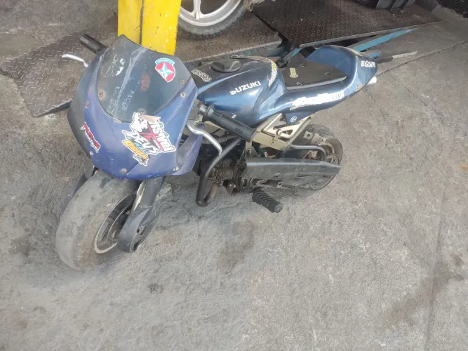Mini moto esportivo