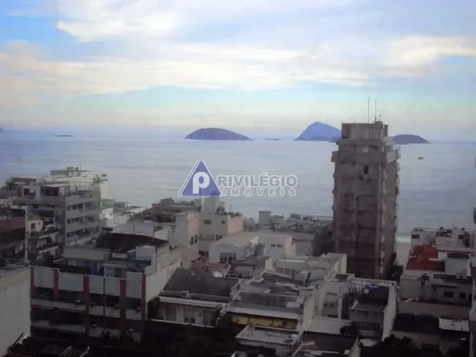 Sala comercial, 28 mts, vista para o mar, Ilhas Cagarras e Morro Dois Irmãos, em Ipanema.