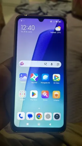 Vende este celular novo 