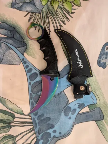 Karambit Iridescente Nova [com bainha]