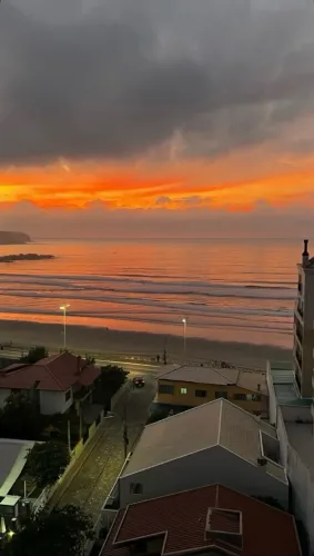 Vendo apartamento com vista para o mar
